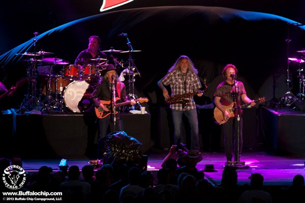 View photos from the 2013 Wolfman Jack Stage - Kid Rock/The Doobie Brothers/Jared James Nichols Photo Gallery